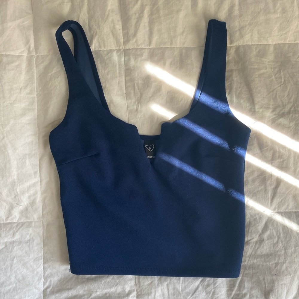 Windsor Small Tank